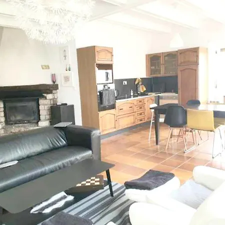 Appartement With 3 Bedrooms In With Balcony