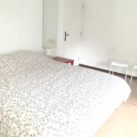 Appartement With 3 Bedrooms In With Balcony